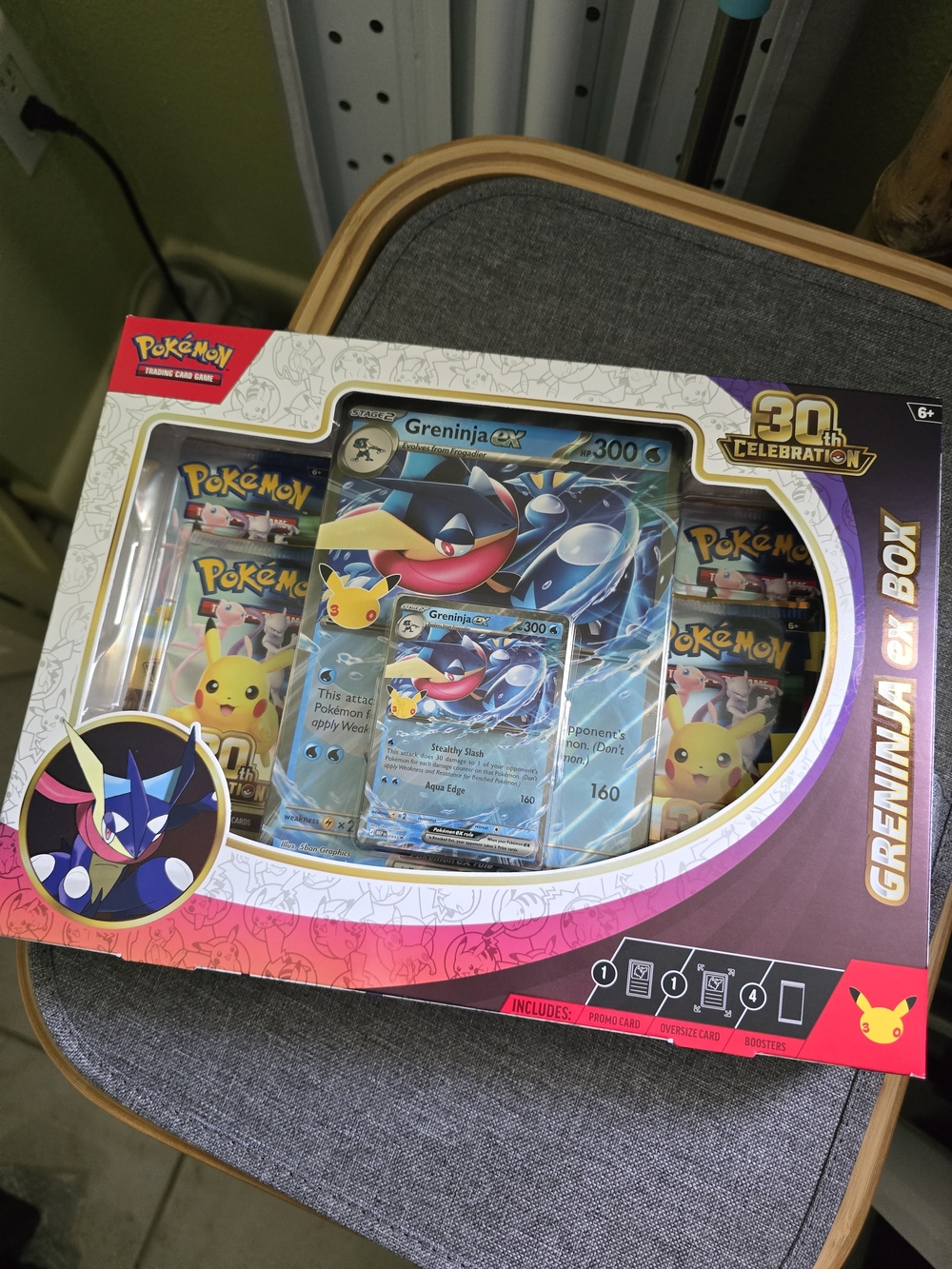 Pokemon Greninja EX Box - Blue and Yellow Collectible Set